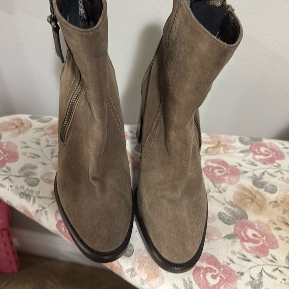 AQUATALIA BOOTS